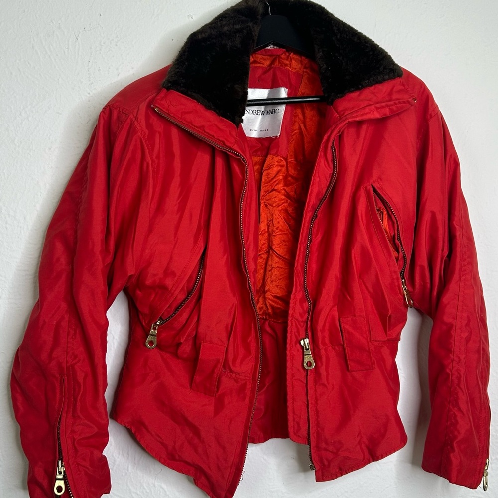 Andrew Marc New York Vintage Snow Ski Jacket Bright Red Brown Fur Collar Gold